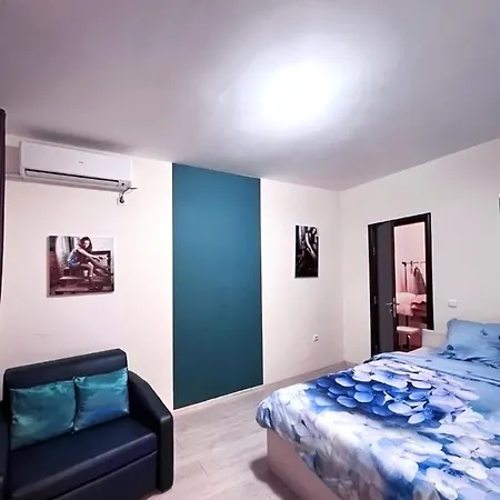 Modernduplexes In Panoramaroofcomplex *